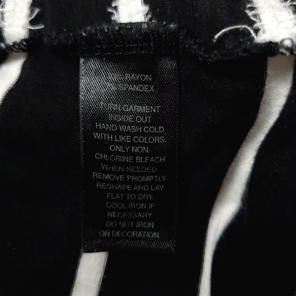 White House Black Market sequin striped t-shirt - Picture 5 of 9